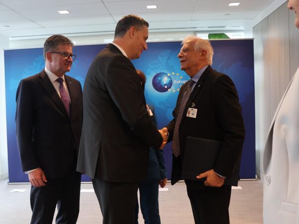 Bećirović s Borellom: Ubrzanje EU puta BiH je geostrateška investicija