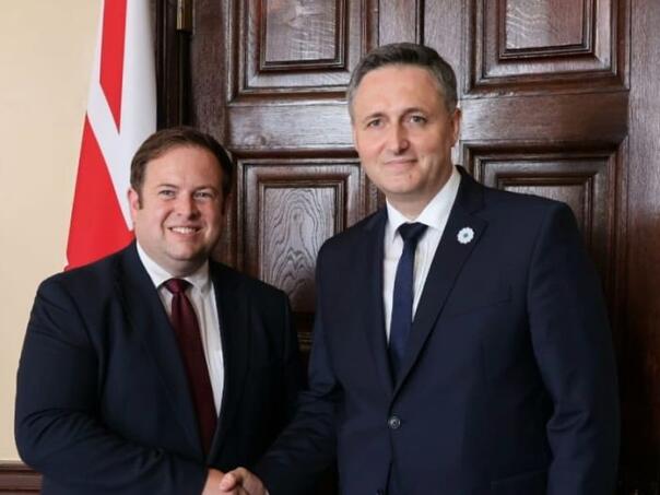 Bećirović s britanskim ministrom o opasnosti tzv. svesrpske deklaracije