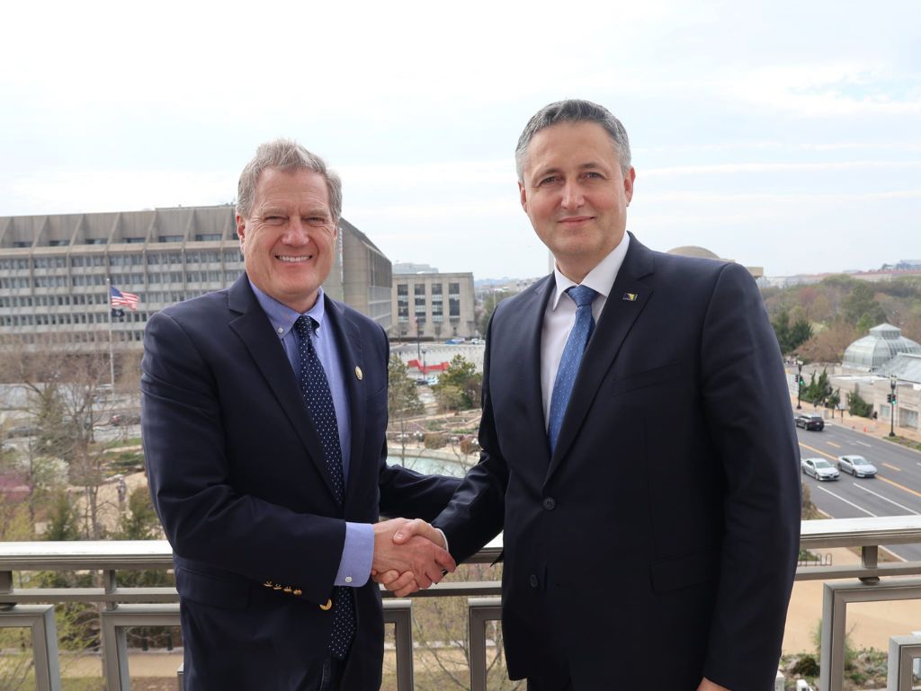 Bećirović s Turnerom: BiH spremna za NATO, SAD ključni partner