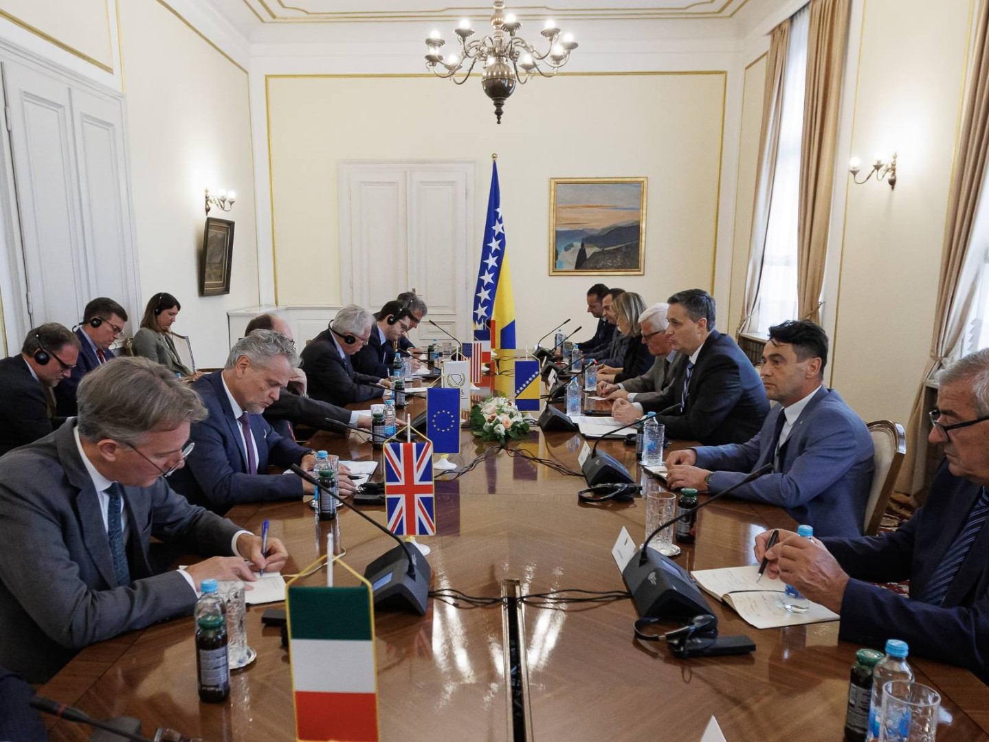 Bećirović s Kvintom: Deklaracija 'svesrpskog sabora' udar na temelje UN-a, EU i BiH