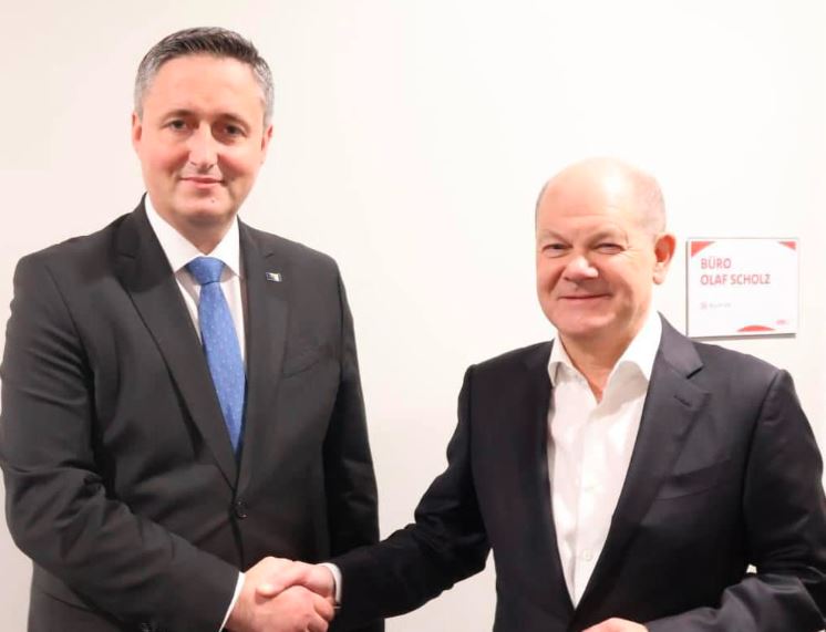Bećirović sa Scholzom: Dodik je izgovorio laž, Njemačka je uz BIH