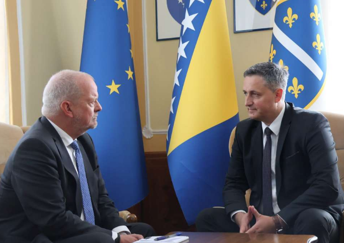 Bećirović sa Van den Dolom o aktuelnoj situaciji u BiH