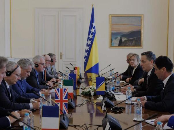 Bećirović sazvao sastanak sa Schmidtom, komandantima EUFOR-a i NATO-a...