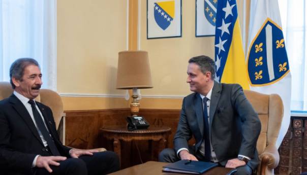 Bećirović se sastao s ambasadorom Palestine u BiH: Razgovarali o stanju palestinsko-izraelskih odnosa