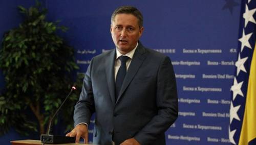 Bećirović traži hitnu sjednicu Doma naroda: Fokus na pravni aspekt blokade