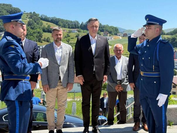 Bećirović odao počast narodnom heroju Izetu Naniću