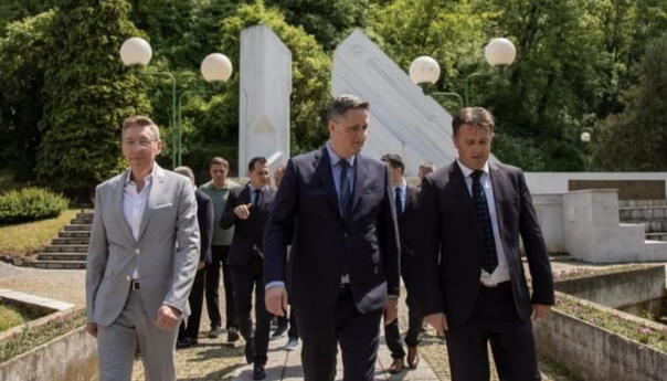 Bećirović u Gradačcu: Poražavajuće je da su neki podržavali monstruma