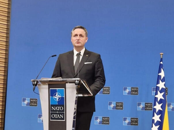 Bećirović u NATO-u: Članstvo u Alijansi strateški cilj BiH