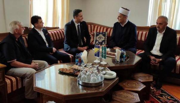 Bećirović s muftijom u Trebinju o potrebama povratnika