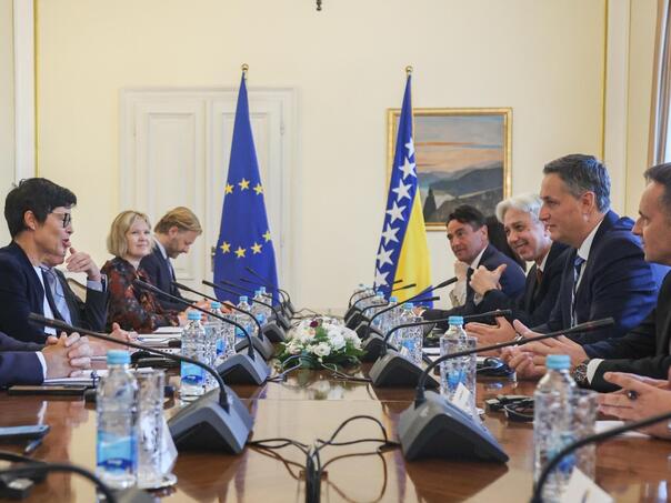 Bećirović upozorio Kos: Dodik usporio "zamah" naše zemlje ka EU