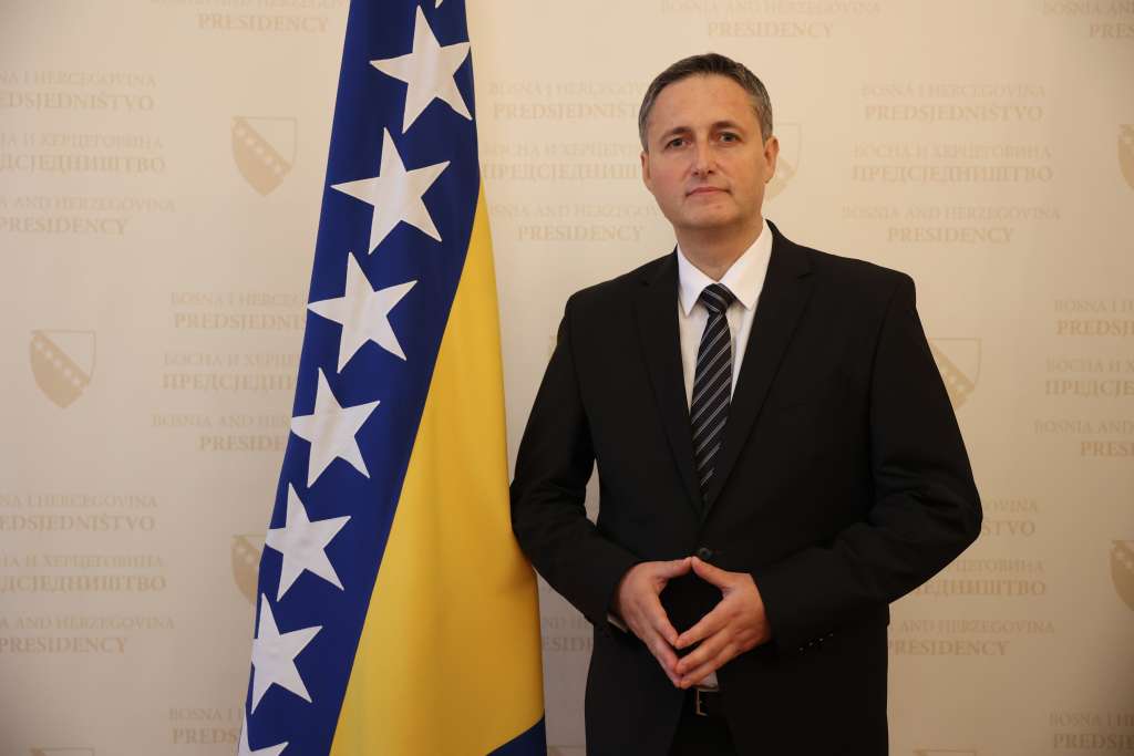 Bećirović uputio pismo predsjedniku Crne Gore, naglašeni prijateljski odnosi dvije zemlje