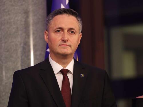 Bećirović uputio telegram saučešća Erdoğanu i narodu Turske zbog žrtava eksplozije u fabrici