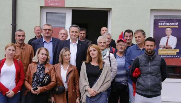 Bećirović: Zajedničkim radom pokrenuti ekonomiju i podići životni standard građana