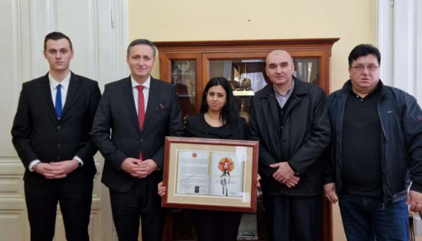 Bećiroviću uručena Zlatna plaketa povodom obilježavanja jubileja 80 godina AVNOJ-a