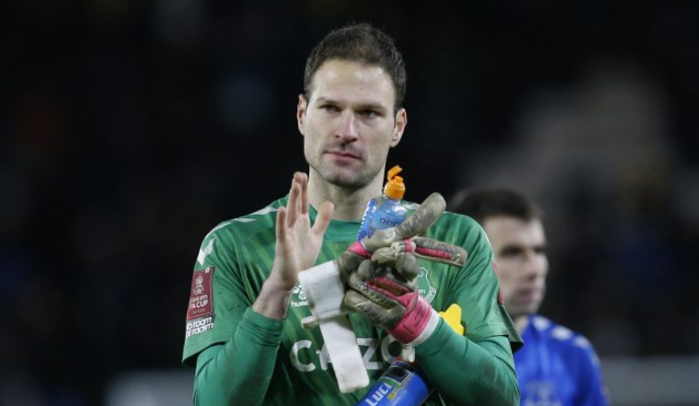 Begović na radaru novog člana Premier lige