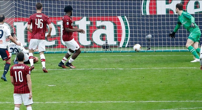 Begović neće po dobru pamtiti prvi nastup na San Siru, Milan sve dalje od Evrope
