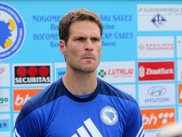 Begović: Nisam se oprostio od Zmajeva, tu sam ako me trebaju