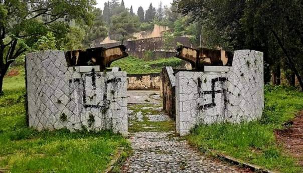 Behram o devastiranju Partizanskog: Posrnuće i blam vlasti