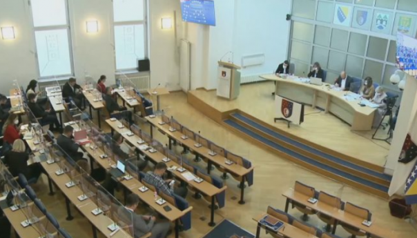 Benjamina Karić i Edin Forto odbili mandate u Skupštini KS