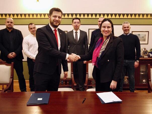 Benjamina Karić pružila podršku Irfanu Čengiću: Pokazao je hrabrost!