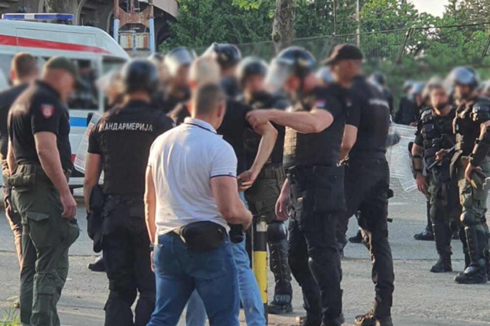 Beograd: Brutalna tuča navijača Zvezde i Partizana