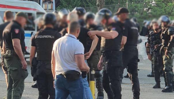 Beograd: Brutalna tuča navijača Zvezde i Partizana