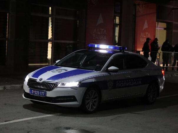 Beograd: Djevojka izbodena ispred restorana, policija uhapsila mušakrca
