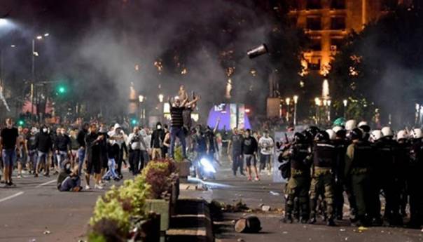 Beograd: Izraelski državljani privedeni u BIA-u zbog nereda na protestima