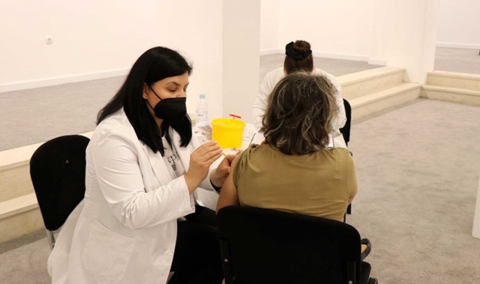 Beograd: Vakcinisanje za hotelske radnike, ugostitelje, frizere, pedikere