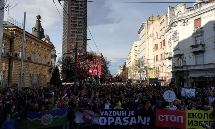 Beograđani protestuju zbog zagađenja vazduha