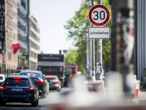 Berlin bi uskoro mogao zabraniti automobile u centru grada