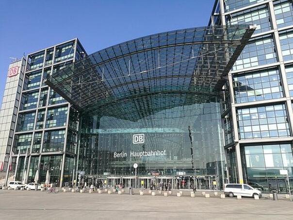 Berlin: Uhapšen terorista na željezničkoj stanici