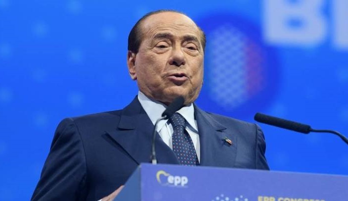 Berlusconi hospitaliziran nakon pozitivnog testa na koronavirus