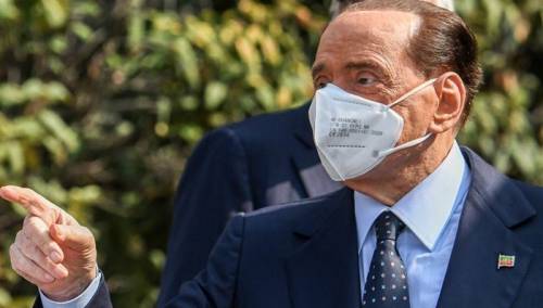 Berlusconi izašao iz bolnice nakon teške bitke s Covidom-19
