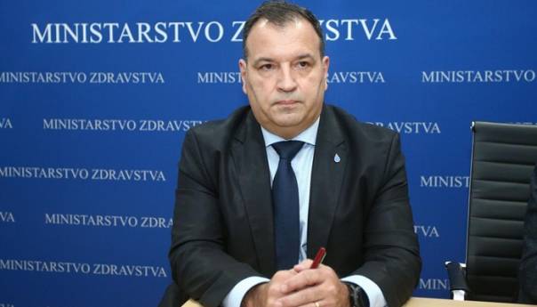 Beroš: Ne dolazi u obzir zatvaranje granica zbog koronavirusa