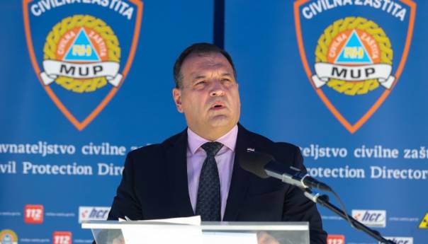 Beroš: Znanstveni savjet suglasan s novim mjerama