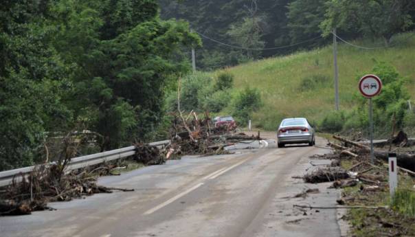 Besana noć iza stanovnika Sapne, kišne padavine pričinile ogromne štete