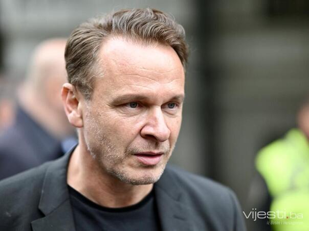 Bešlagić kritikuje Sarajevo: Kako su ispratili Osima, Halida ono malo na Skenderiji