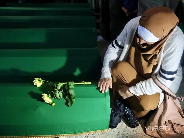 Besplatan prevoz za 11. juli: 51 autobus iz cijele Federacije BiH za Srebrenicu