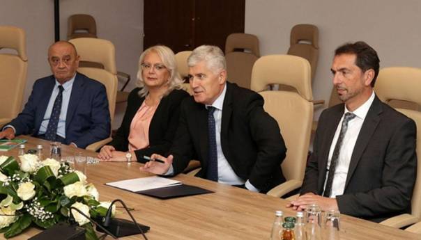 Bevanda čeka nalog šefa: Hoće li Čović deblokirati novac od MMF-a