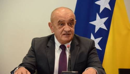 Bevanda pisao Tegeltiji: Podrška "mini Šengenu"