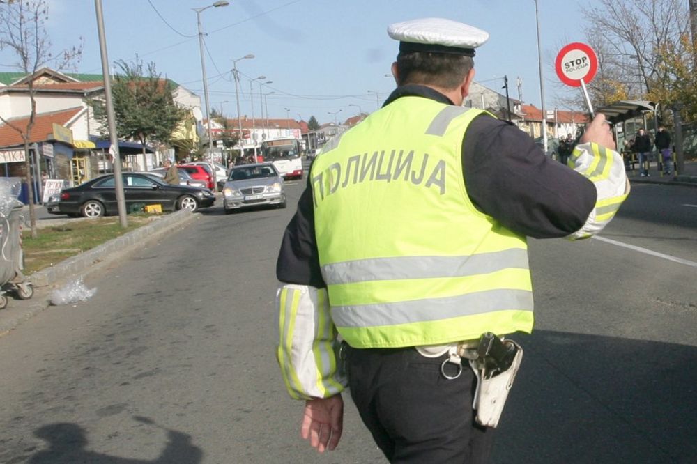 Bez dozvole sjeo za volan, a već ima skoro 54.000 KM neplaćenih kazni