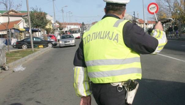 Bez dozvole sjeo za volan, a već ima skoro 54.000 KM neplaćenih kazni