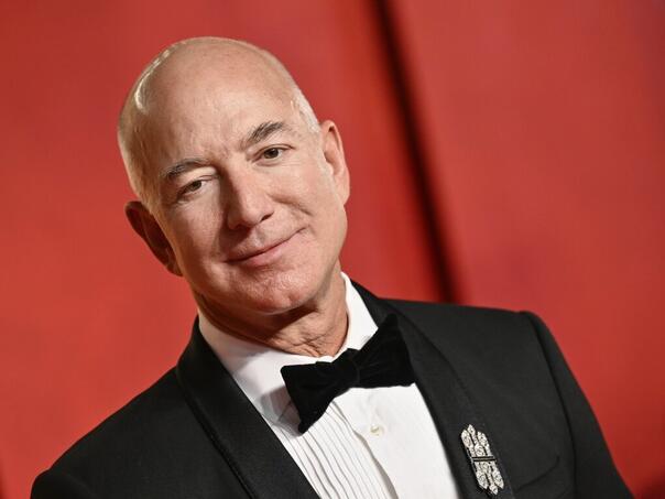 Bezos čestitao Trumpu na političkom povratku