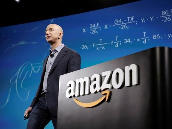 Bezos prodao akcije Amazona za 736 miliona dolara