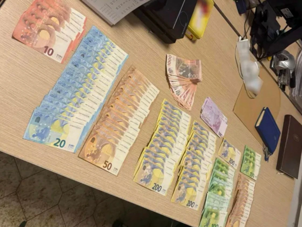 Bh. državljanin uhapšen nakon što je ojadio putnike autobusa za 10.000 eura