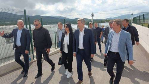 Bh. parlamentarci posjetili Privremeni prihvatni centar 'Lipa'