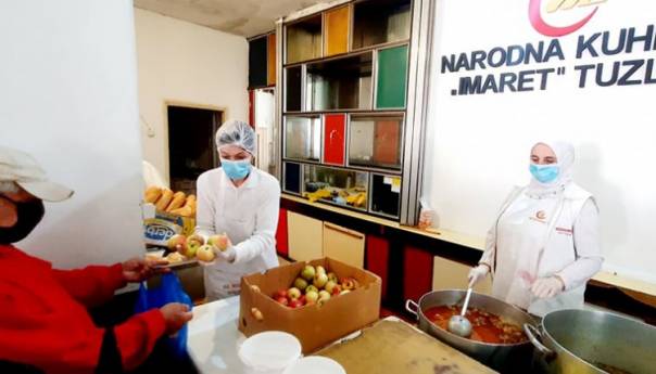 BH Telecom donirao Merhametu 18 hiljada KM za javne kuhinje