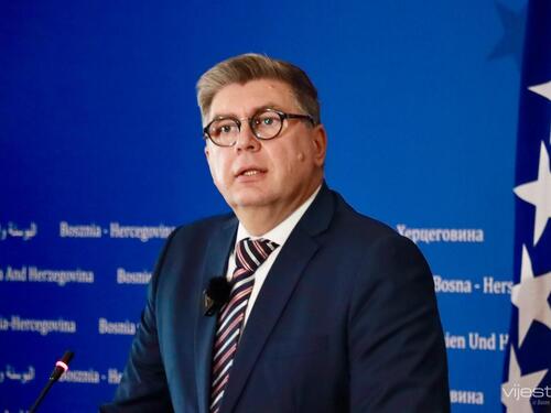 BH Telecom i IDDEEA: Dolazi kraj odlasku na šaltere