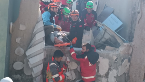Bh. tim izvukao muškarca ispod ruševina 80 sati nakon potresa